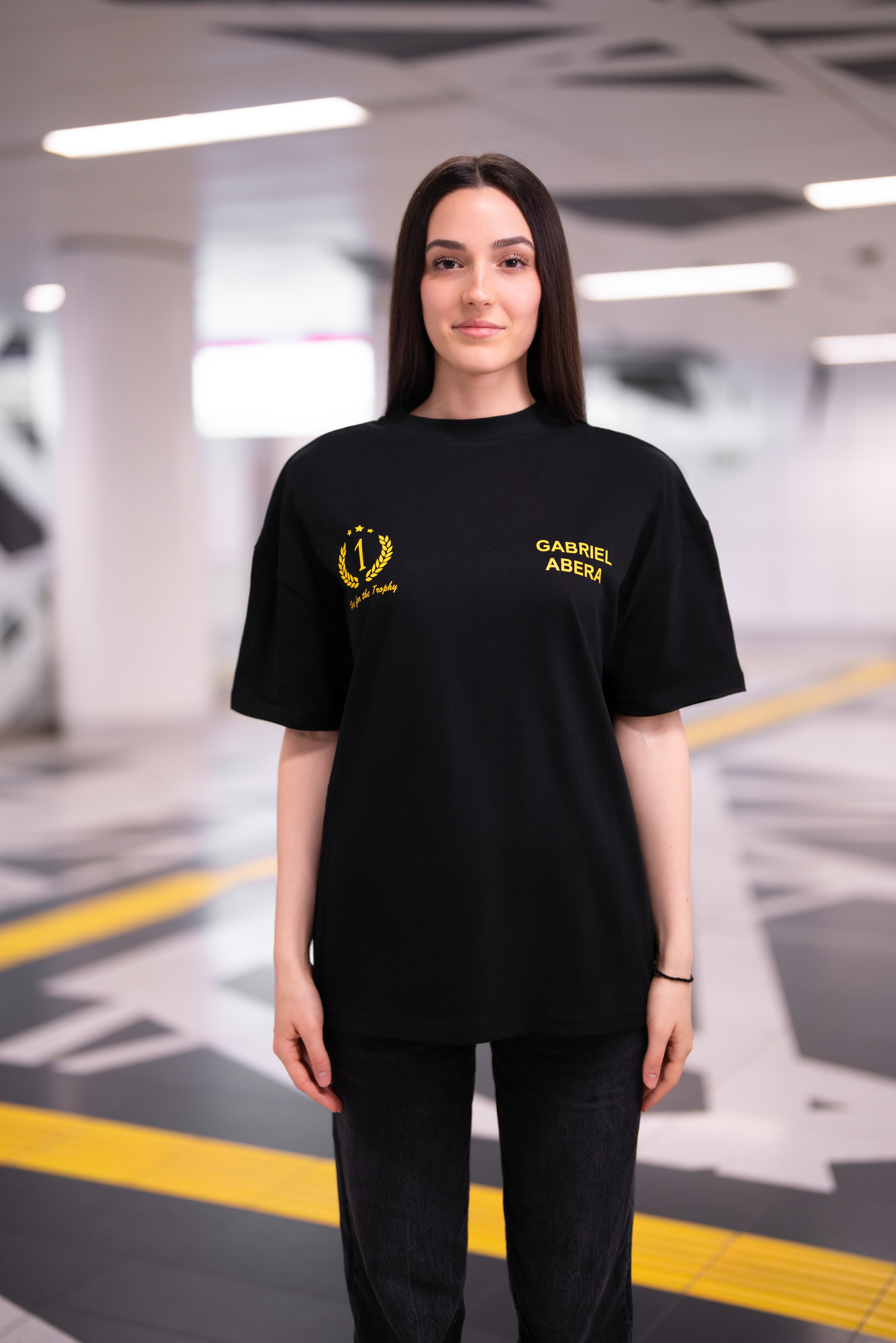 TROPHY T-SHIRT - BLACK